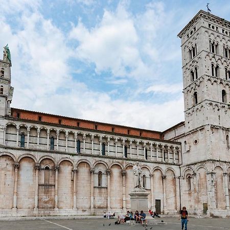 Tuscany Barn - Relax E Private Parking Lucca Bagian luar foto