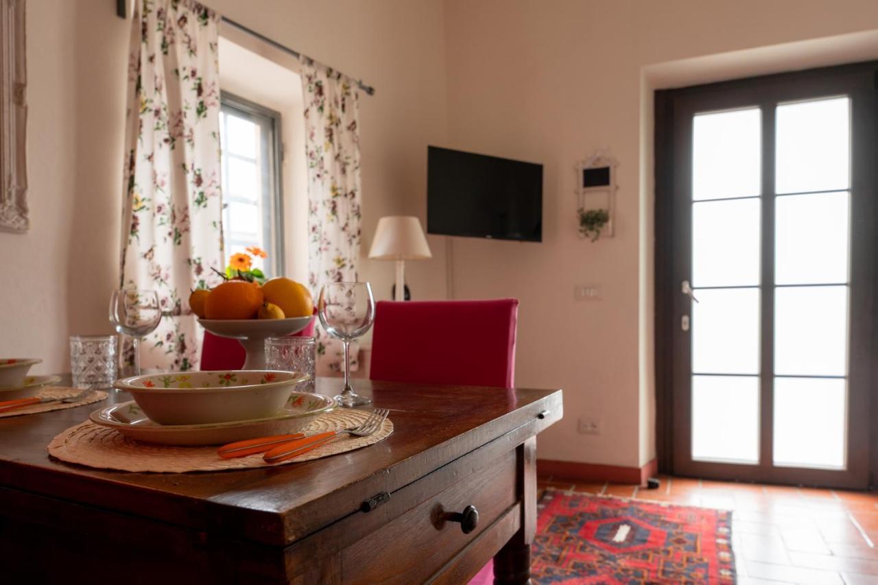 Tuscany Barn - Relax E Private Parking Lucca Bagian luar foto