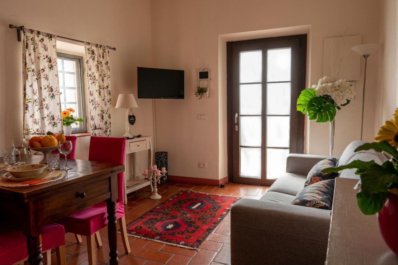 Tuscany Barn - Relax E Private Parking Lucca Bagian luar foto