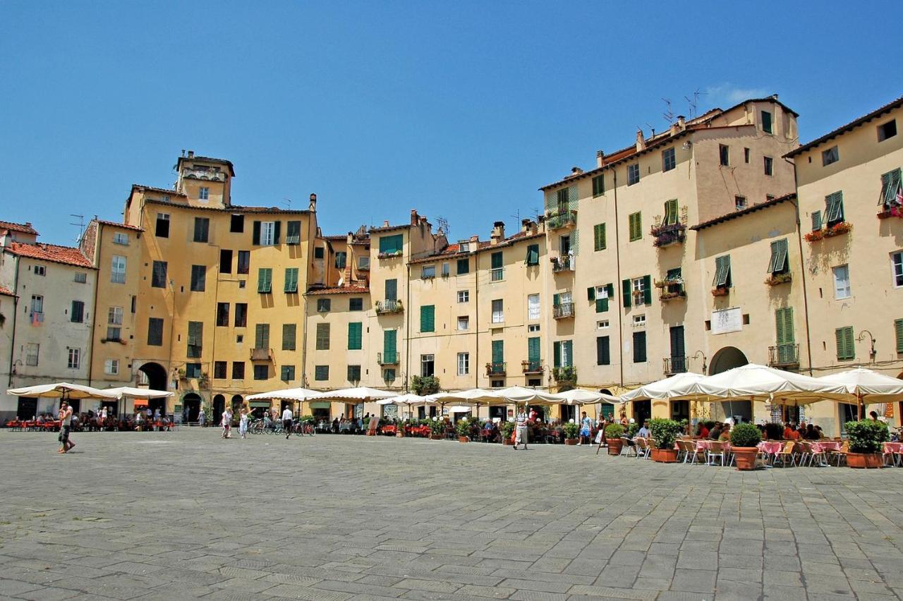 Tuscany Barn - Relax E Private Parking Lucca Bagian luar foto